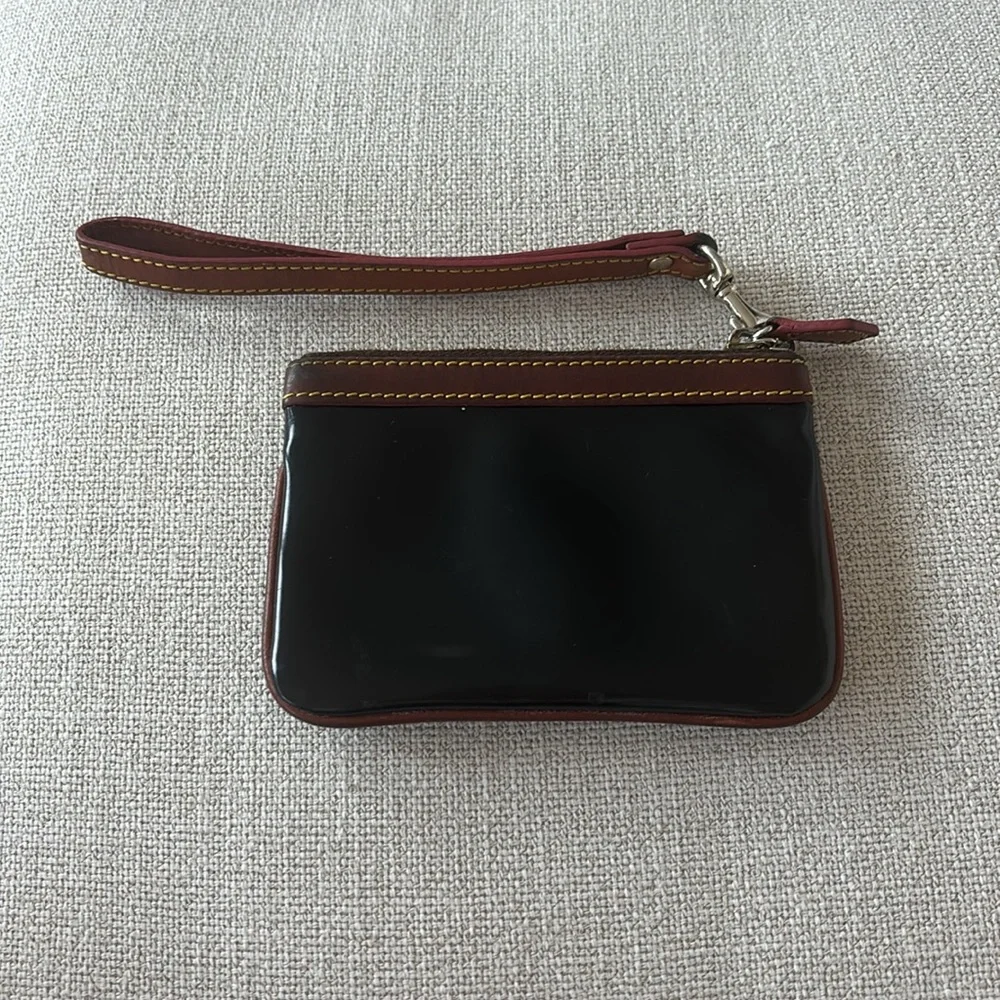 Vintage Dooney & Bourke Black Kirby Patent Coin Purse Wristlet - Picture 3 of 6